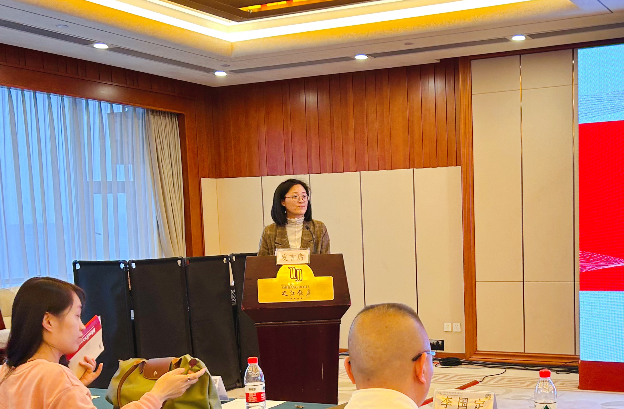 1712047078921858.jpg 5.jpg